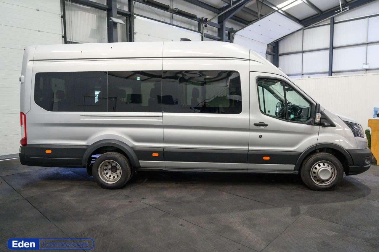 A 2025 FORD TRANSIT 2.0 460 EcoBlue Trend Minibus Double Cab 5dr Diesel Auto RWD L4 H3 Euro 6 ( A 2025 FORD TRANSIT 2.0 460 EcoBlue Trend Minibus Double Cab 5dr Diesel Auto RWD L4 H3 Euro 6 (