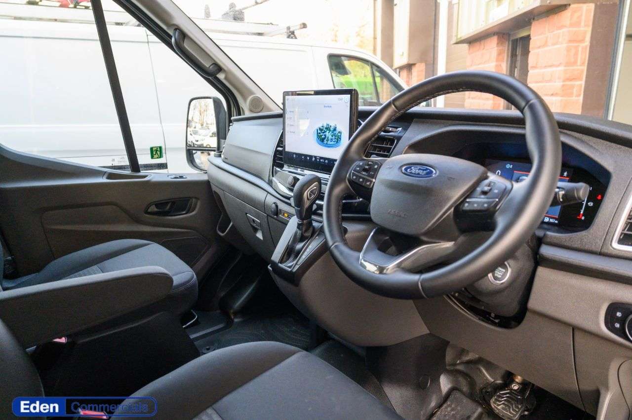 A 2025 FORD TRANSIT 2.0 460 EcoBlue Trend Minibus Double Cab 5dr Diesel Auto RWD L4 H3 Euro 6 ( A 2025 FORD TRANSIT 2.0 460 EcoBlue Trend Minibus Double Cab 5dr Diesel Auto RWD L4 H3 Euro 6 (