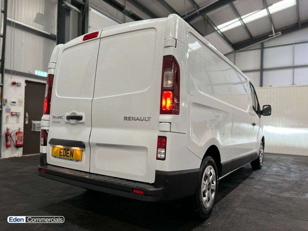 2025 RENAULT TRAFIC 2025 RENAULT TRAFIC