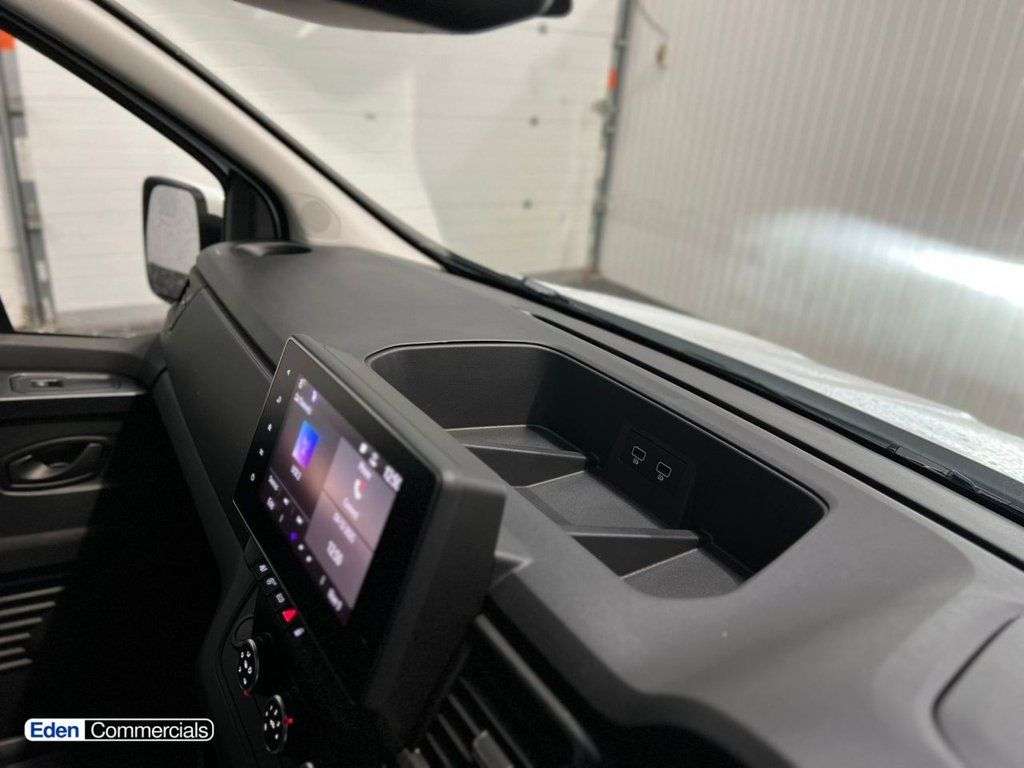 2025 RENAULT TRAFIC 2025 RENAULT TRAFIC