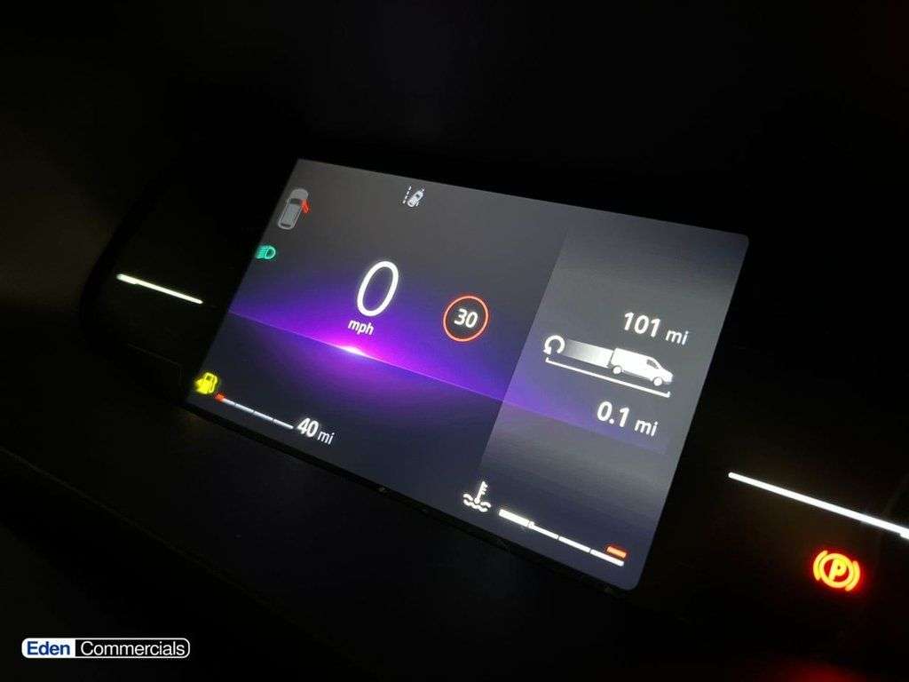 2025 RENAULT TRAFIC 2025 RENAULT TRAFIC