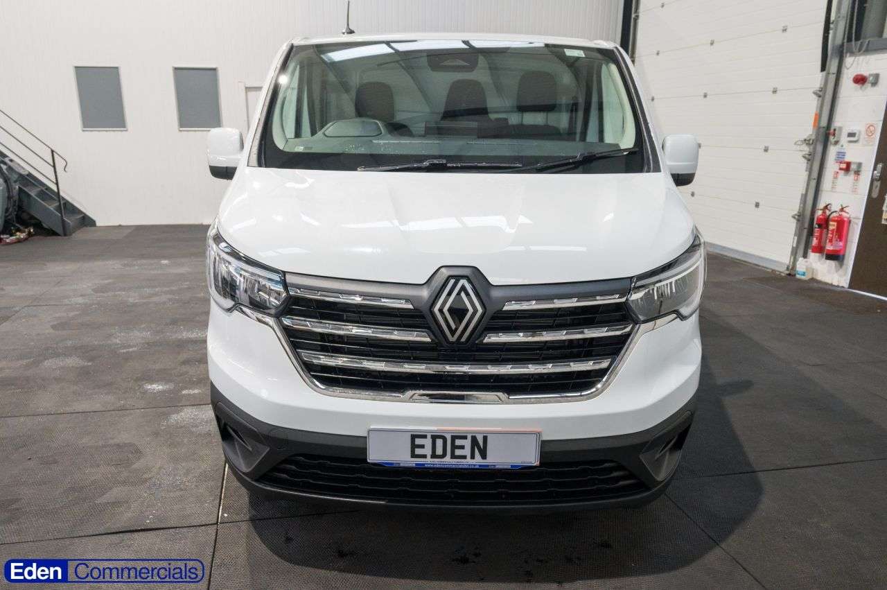 2025 RENAULT TRAFIC 2025 RENAULT TRAFIC