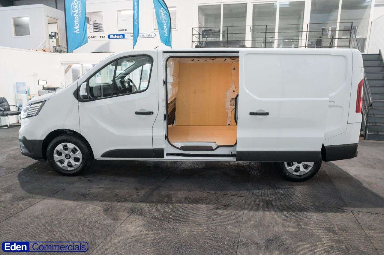 2025 RENAULT TRAFIC 2025 RENAULT TRAFIC