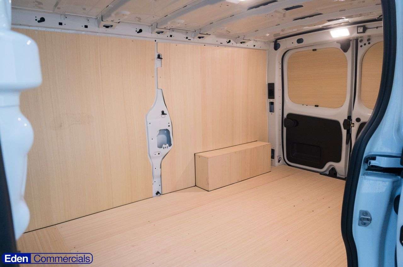 2025 RENAULT TRAFIC 2025 RENAULT TRAFIC