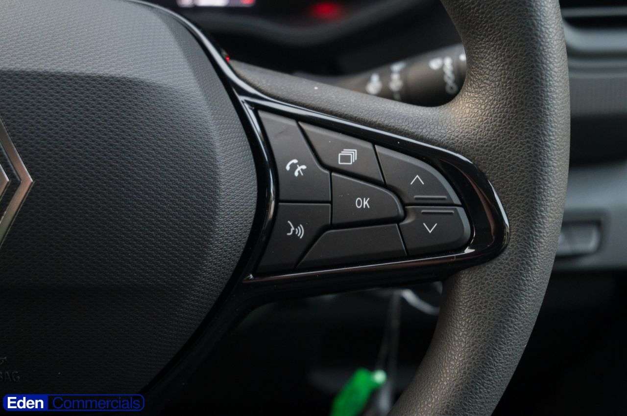 2025 RENAULT TRAFIC 2025 RENAULT TRAFIC