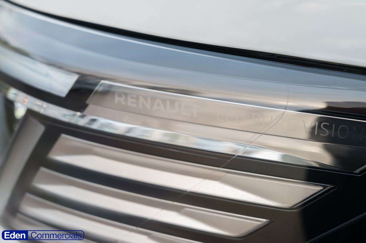 2025 RENAULT TRAFIC 2025 RENAULT TRAFIC