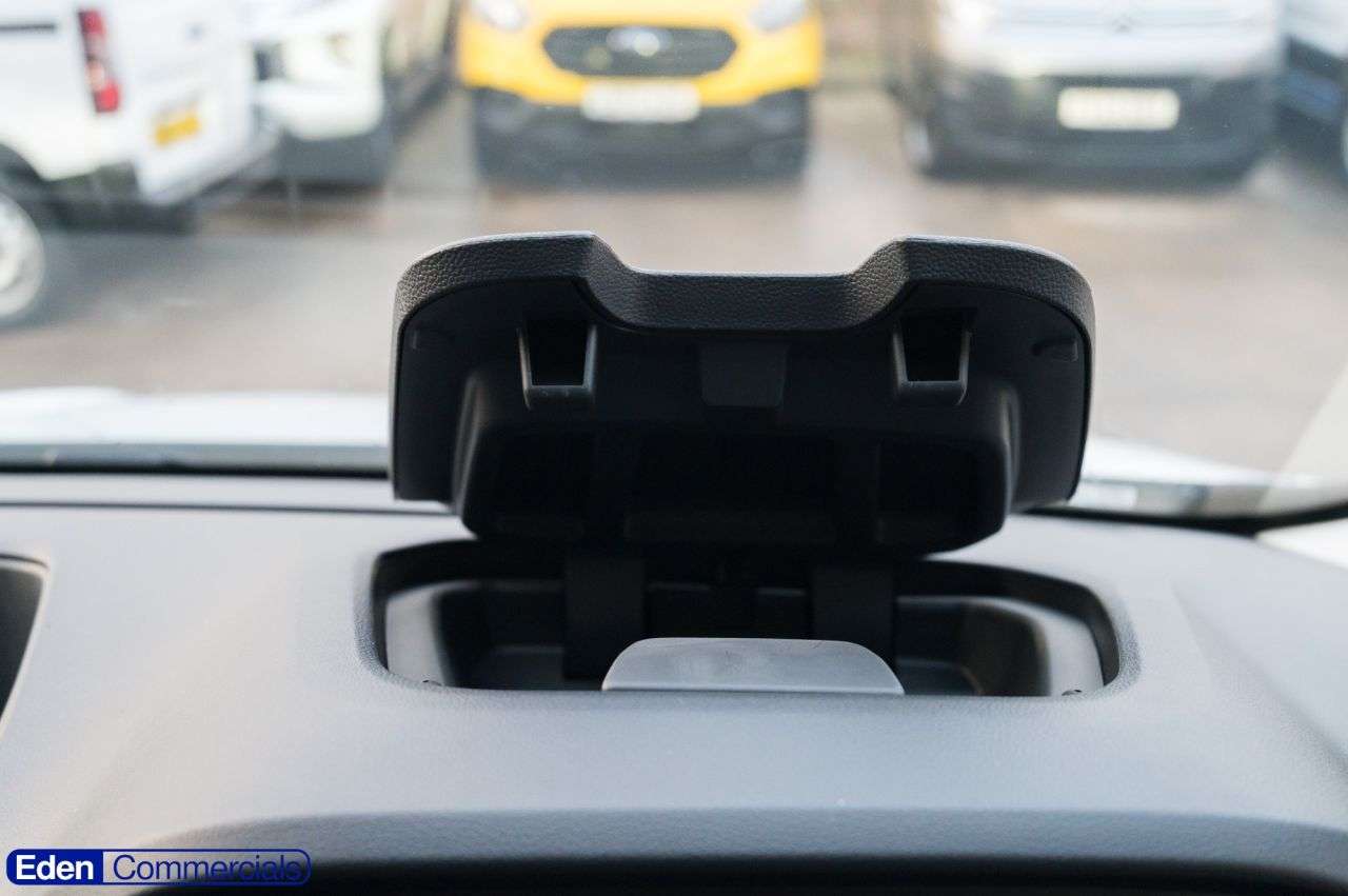 2025 RENAULT TRAFIC 2025 RENAULT TRAFIC