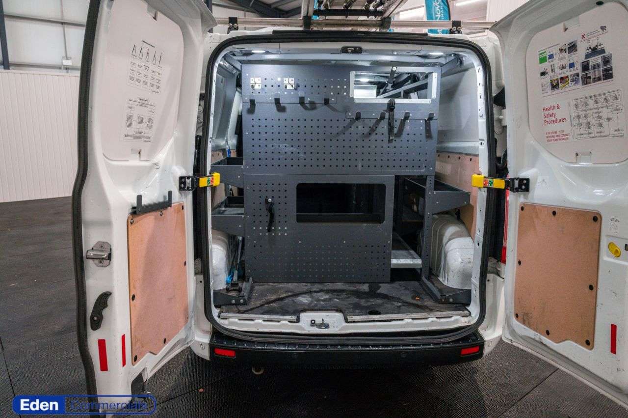 A 2020 FORD TRANSIT CUSTOM 2.0 320 EcoBlue Trend Panel Van 5dr Diesel Manual L2 H1 Euro 6 (s/s) (105 p A 2020 FORD TRANSIT CUSTOM 2.0 320 EcoBlue Trend Panel Van 5dr Diesel Manual L2 H1 Euro 6 (s/s) (105 p