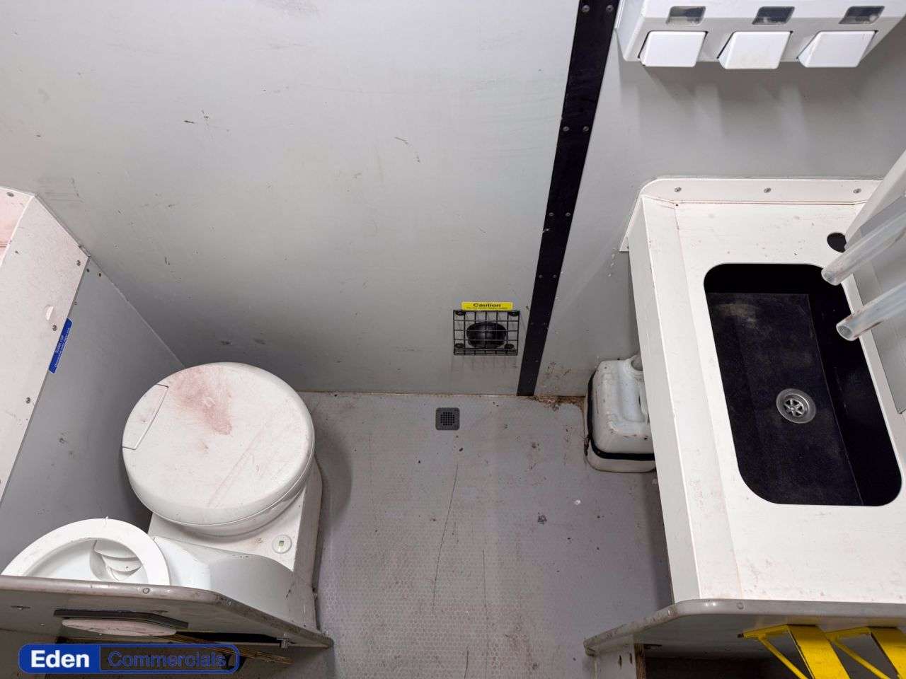 A 2022 FORD TRANSIT 2.0 350 EcoBlue Leader Panel Van 5dr Diesel Manual FWD L3 H2 Euro 6 (s/s) ( A 2022 FORD TRANSIT 2.0 350 EcoBlue Leader Panel Van 5dr Diesel Manual FWD L3 H2 Euro 6 (s/s) (