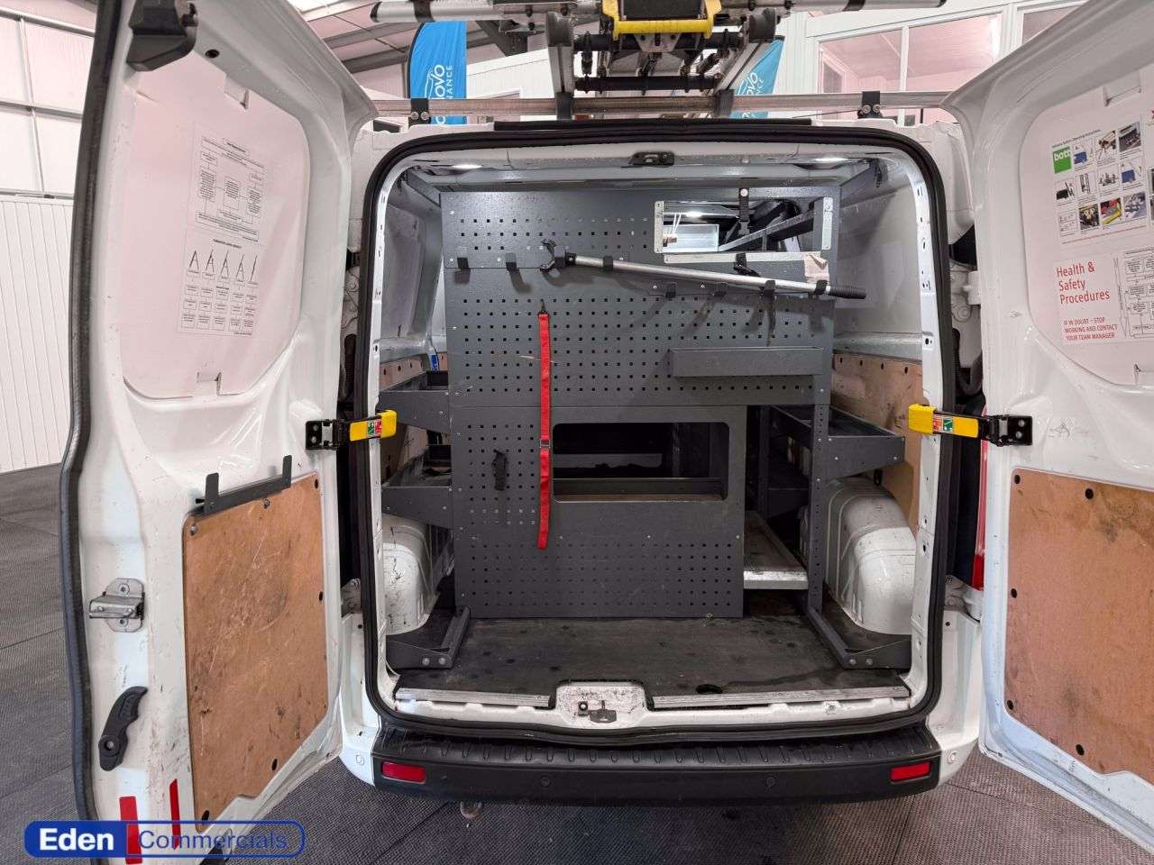 A 2020 FORD TRANSIT CUSTOM 2.0 320 EcoBlue Trend L2 H1 Euro 6 (s/s) (105 ps) * EX SKY * EX SKY + SAT N A 2020 FORD TRANSIT CUSTOM 2.0 320 EcoBlue Trend L2 H1 Euro 6 (s/s) (105 ps) * EX SKY * EX SKY + SAT N