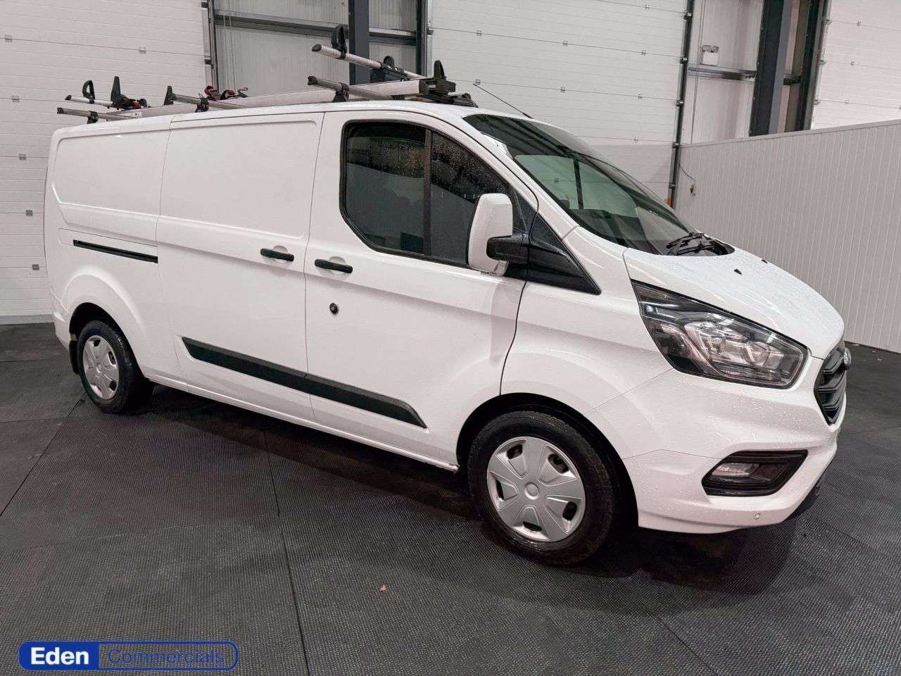 A 2020 FORD TRANSIT CUSTOM 2.0 320 EcoBlue Trend L2 H1 Euro 6 (s/s) (105 ps) * EX SKY * EX SKY + SAT N A 2020 FORD TRANSIT CUSTOM 2.0 320 EcoBlue Trend L2 H1 Euro 6 (s/s) (105 ps) * EX SKY * EX SKY + SAT N