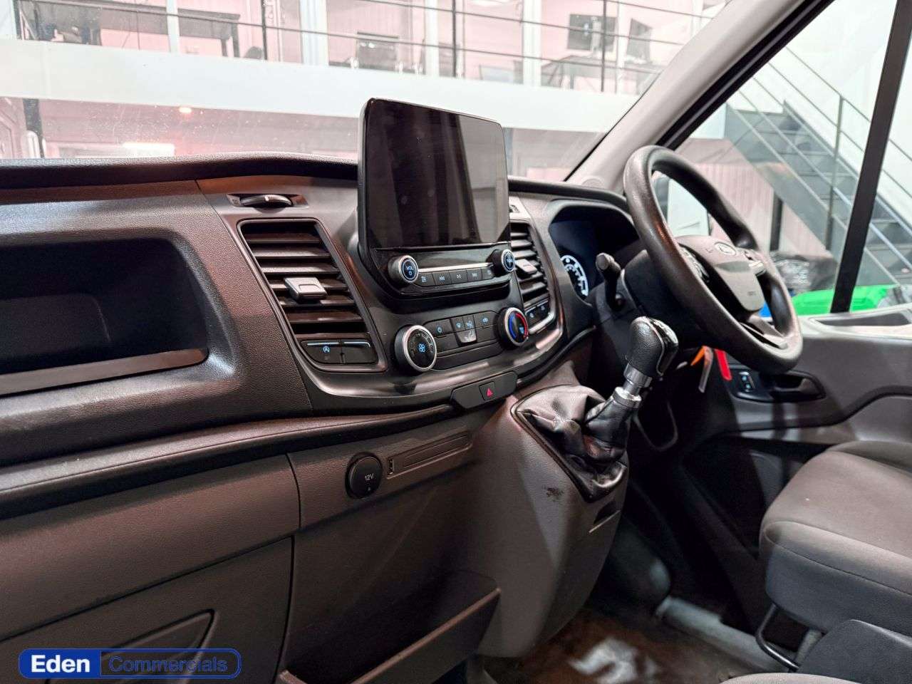 A 2022 FORD TRANSIT 2.0 350 EcoBlue HD Leader Chassis Cab 2dr Diesel Manual RWD L4 Euro 6 (s/s) A 2022 FORD TRANSIT 2.0 350 EcoBlue HD Leader Chassis Cab 2dr Diesel Manual RWD L4 Euro 6 (s/s)