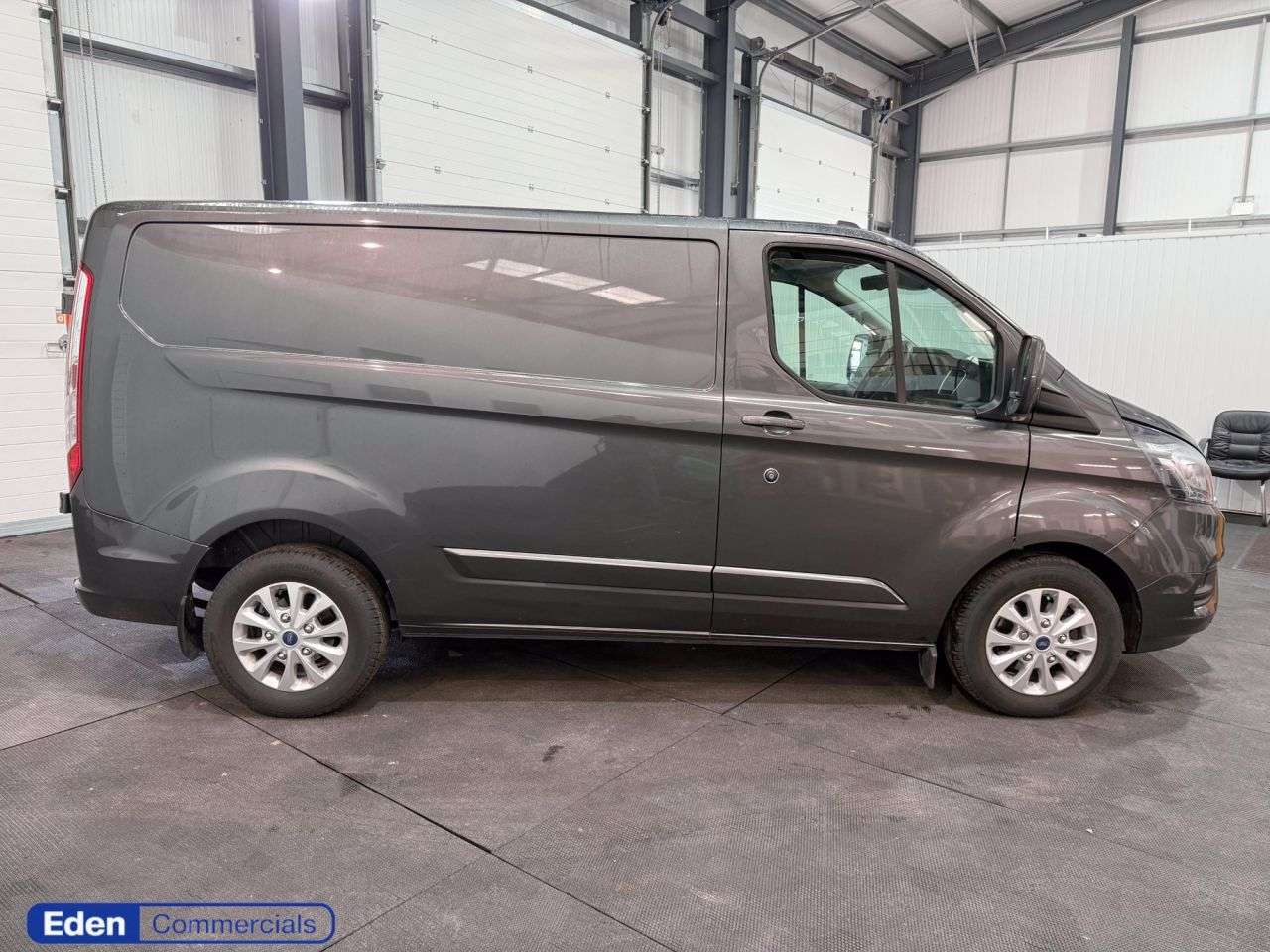 A 2023 FORD TRANSIT CUSTOM 2.0 340 EcoBlue Limited Auto L1 H1 Euro 6 (s/s) (170 ps) OVER 200 VANS ON O A 2023 FORD TRANSIT CUSTOM 2.0 340 EcoBlue Limited Auto L1 H1 Euro 6 (s/s) (170 ps) OVER 200 VANS ON O