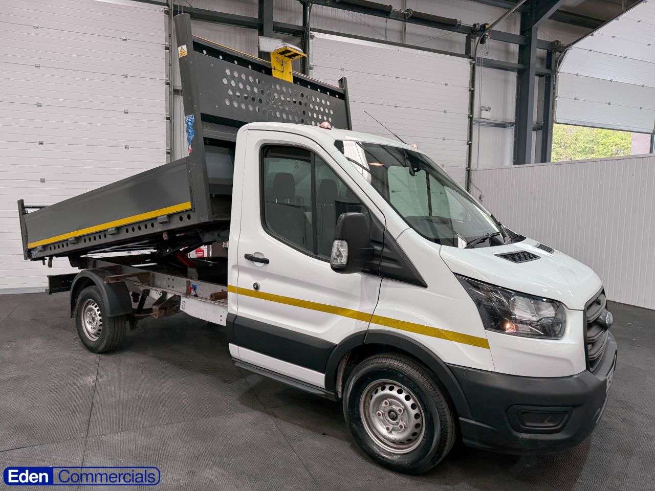 A 2022 FORD TRANSIT 2.0 350 Single Cab Tipper Diesel Manual FWD L2 Euro 6 (s/s) (1-Stop) (130 p A 2022 FORD TRANSIT 2.0 350 Single Cab Tipper Diesel Manual FWD L2 Euro 6 (s/s) (1-Stop) (130 p