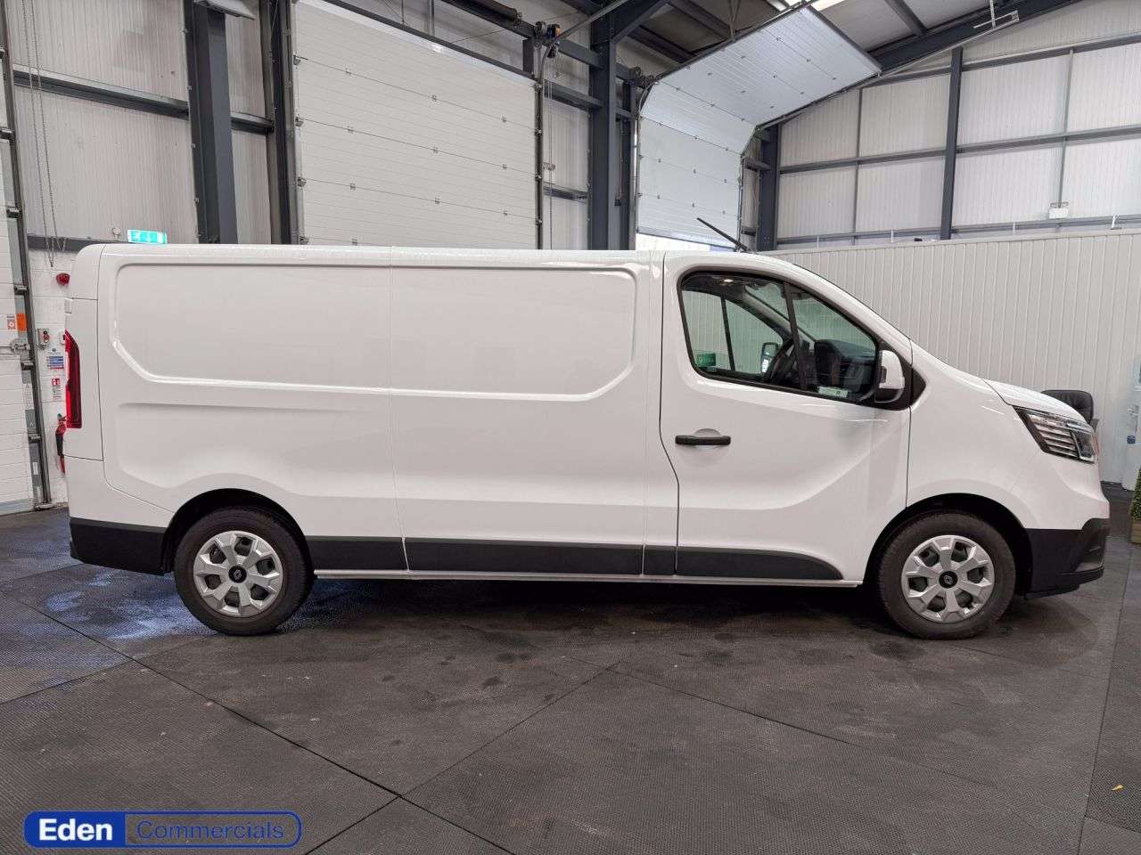 A 2024 RENAULT TRAFIC 2.0 dCi Blue LL30 Advance Panel Van 5dr Diesel Manual L2 H1 Euro 6 (s/s) (1 A 2024 RENAULT TRAFIC 2.0 dCi Blue LL30 Advance Panel Van 5dr Diesel Manual L2 H1 Euro 6 (s/s) (1