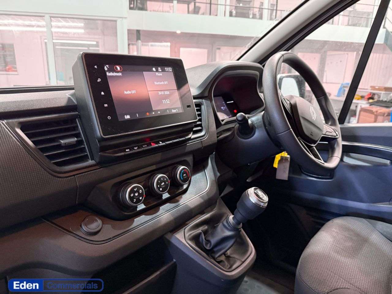 A 2024 RENAULT TRAFIC 2.0 dCi Blue LL30 Advance Panel Van 5dr Diesel Manual L2 H1 Euro 6 (s/s) (1 A 2024 RENAULT TRAFIC 2.0 dCi Blue LL30 Advance Panel Van 5dr Diesel Manual L2 H1 Euro 6 (s/s) (1