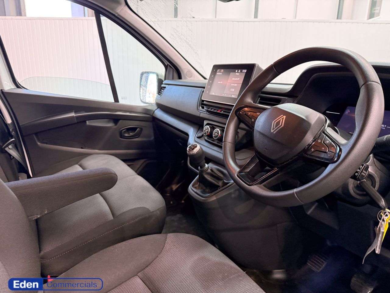 2024 RENAULT TRAFIC 2024 RENAULT TRAFIC