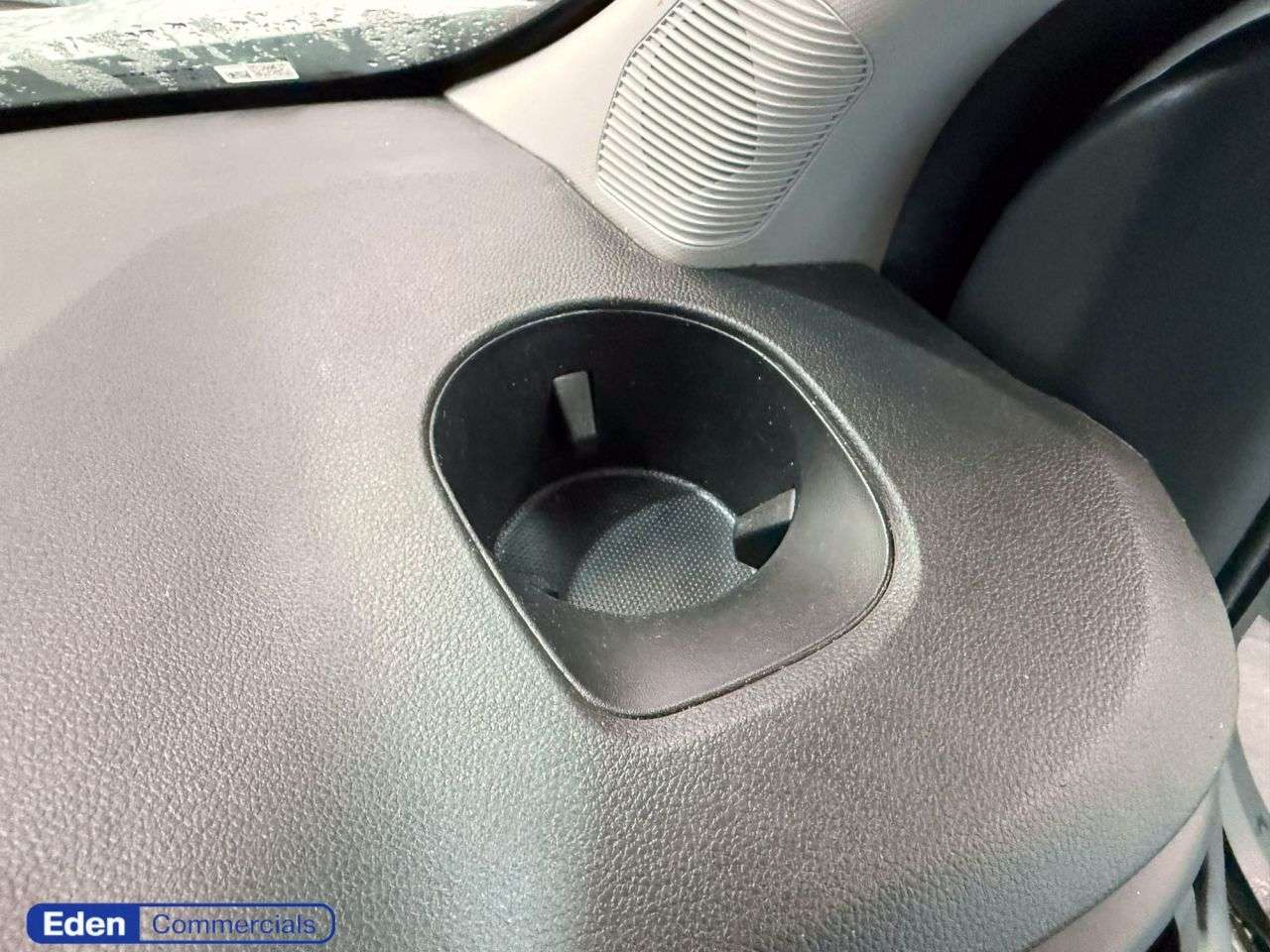 2024 RENAULT TRAFIC 2024 RENAULT TRAFIC