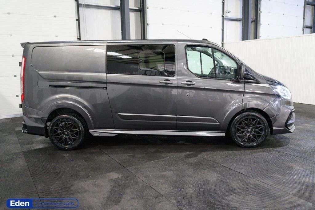 A 2023 FORD TRANSIT CUSTOM 2.0 320 EcoBlue Limited Crew Van Double Cab 5dr Diesel Auto L2 H1 Euro 6 (1 A 2023 FORD TRANSIT CUSTOM 2.0 320 EcoBlue Limited Crew Van Double Cab 5dr Diesel Auto L2 H1 Euro 6 (1