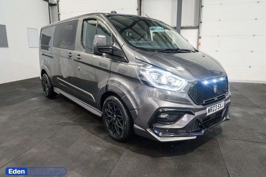 A 2023 FORD TRANSIT CUSTOM 2.0 320 EcoBlue Limited Crew Van Double Cab 5dr Diesel Auto L2 H1 Euro 6 (1 A 2023 FORD TRANSIT CUSTOM 2.0 320 EcoBlue Limited Crew Van Double Cab 5dr Diesel Auto L2 H1 Euro 6 (1