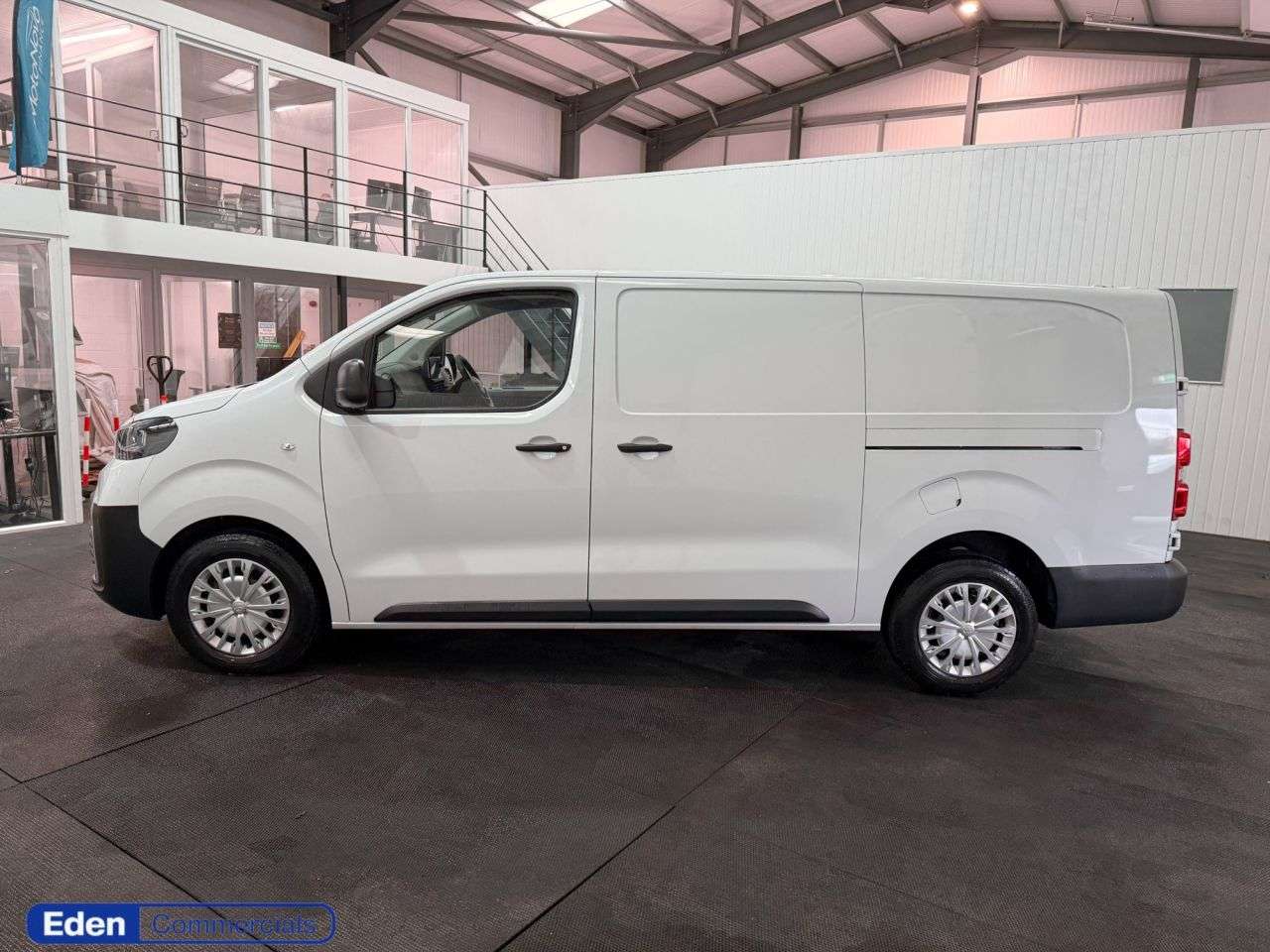 2024 TOYOTA PROACE 2024 TOYOTA PROACE
