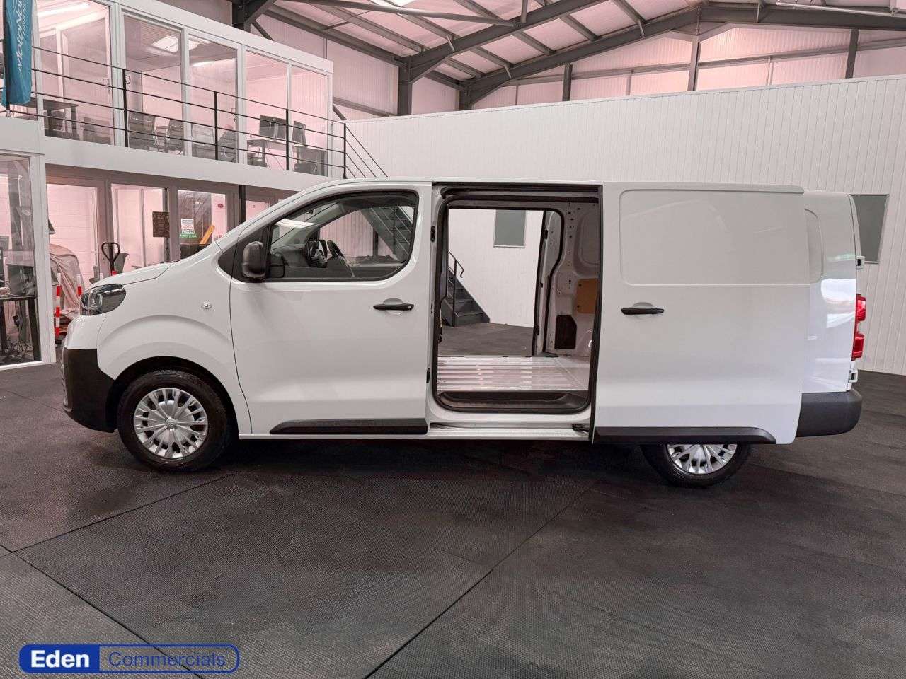 2024 TOYOTA PROACE 2024 TOYOTA PROACE