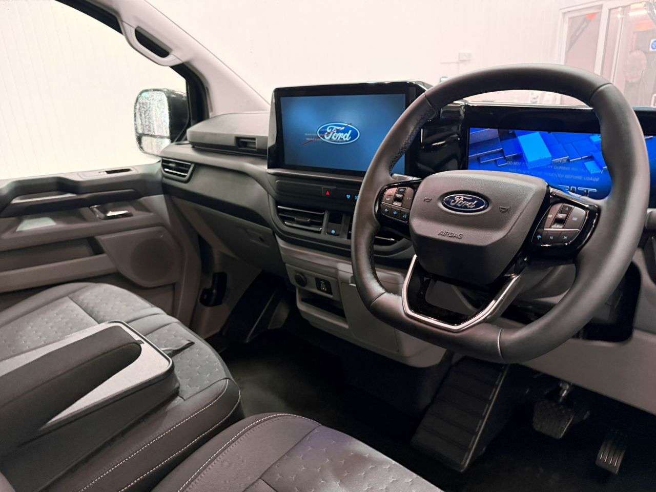 2026 FORD TRANSIT CUSTOM 2026 FORD TRANSIT CUSTOM