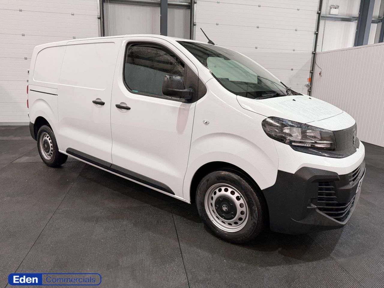 A 2024 VAUXHALL VIVARO 1.5 Turbo D Prime SWB Euro 6 (s/s) (120 ps) VAUXHALL WARRANTY OCT 2027 A 2024 VAUXHALL VIVARO 1.5 Turbo D Prime SWB Euro 6 (s/s) (120 ps) VAUXHALL WARRANTY OCT 2027