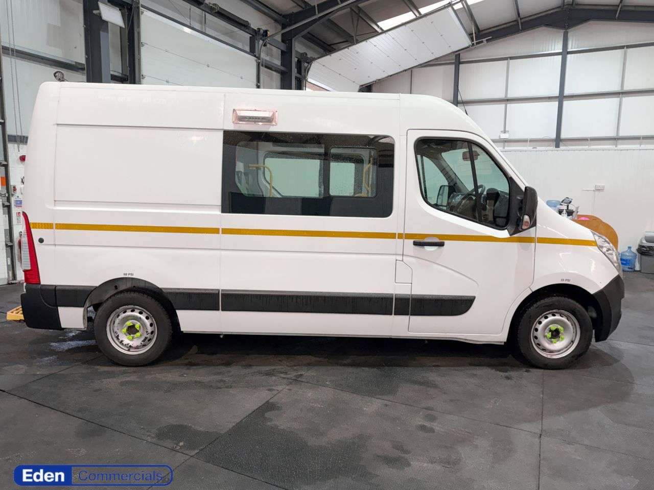 A 2019 VAUXHALL MOVANO 2.3 CDTi 3500 Panel Van 5dr Diesel Manual FWD L2 H2 Euro 6 (130 ps) REVERSE A 2019 VAUXHALL MOVANO 2.3 CDTi 3500 Panel Van 5dr Diesel Manual FWD L2 H2 Euro 6 (130 ps) REVERSE