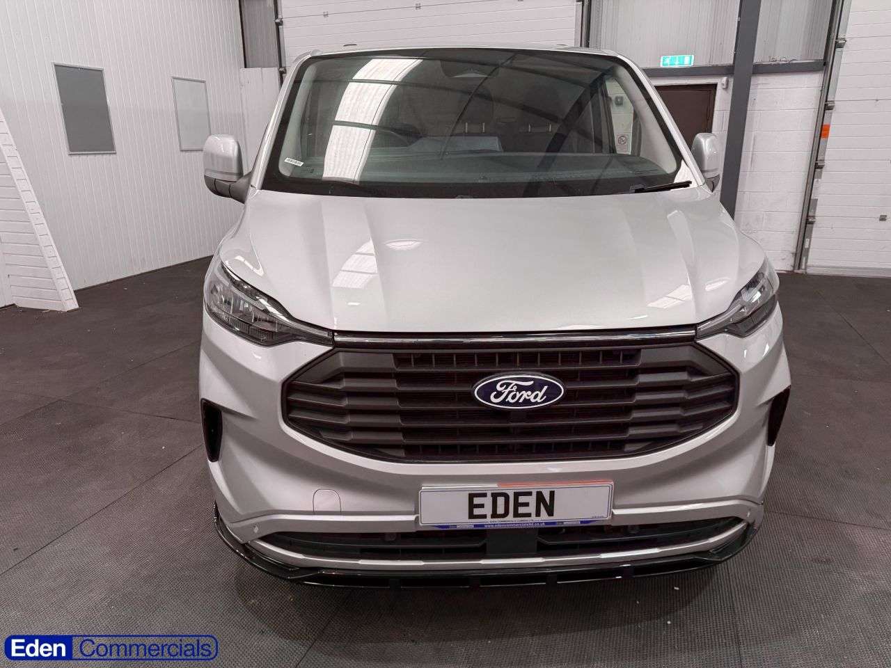 A 2024 FORD TRANSIT CUSTOM 2.0 300 EcoBlue Limited L1 H1 Euro 6 (s/s) (136 ps) A 2024 FORD TRANSIT CUSTOM 2.0 300 EcoBlue Limited L1 H1 Euro 6 (s/s) (136 ps)