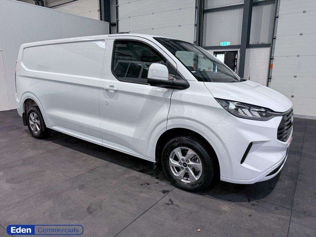 A 2025 FORD TRANSIT CUSTOM 2.0 280 EcoBlue Limited Panel Van 5dr Diesel Auto L2 H1 Euro 6 (s/s) (136 p A 2025 FORD TRANSIT CUSTOM 2.0 280 EcoBlue Limited Panel Van 5dr Diesel Auto L2 H1 Euro 6 (s/s) (136 p