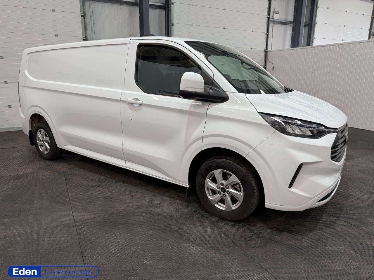 A 2025 FORD TRANSIT CUSTOM 2.0 320 EcoBlue Limited Panel Van 5dr Diesel Manual L2 H1 Euro 6 LWB (136 p A 2025 FORD TRANSIT CUSTOM 2.0 320 EcoBlue Limited Panel Van 5dr Diesel Manual L2 H1 Euro 6 LWB (136 p