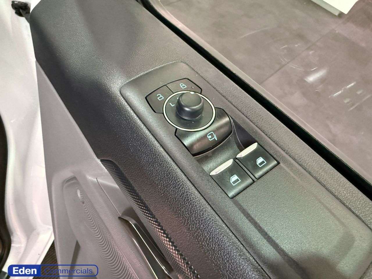 2025 FORD TRANSIT CUSTOM 2025 FORD TRANSIT CUSTOM