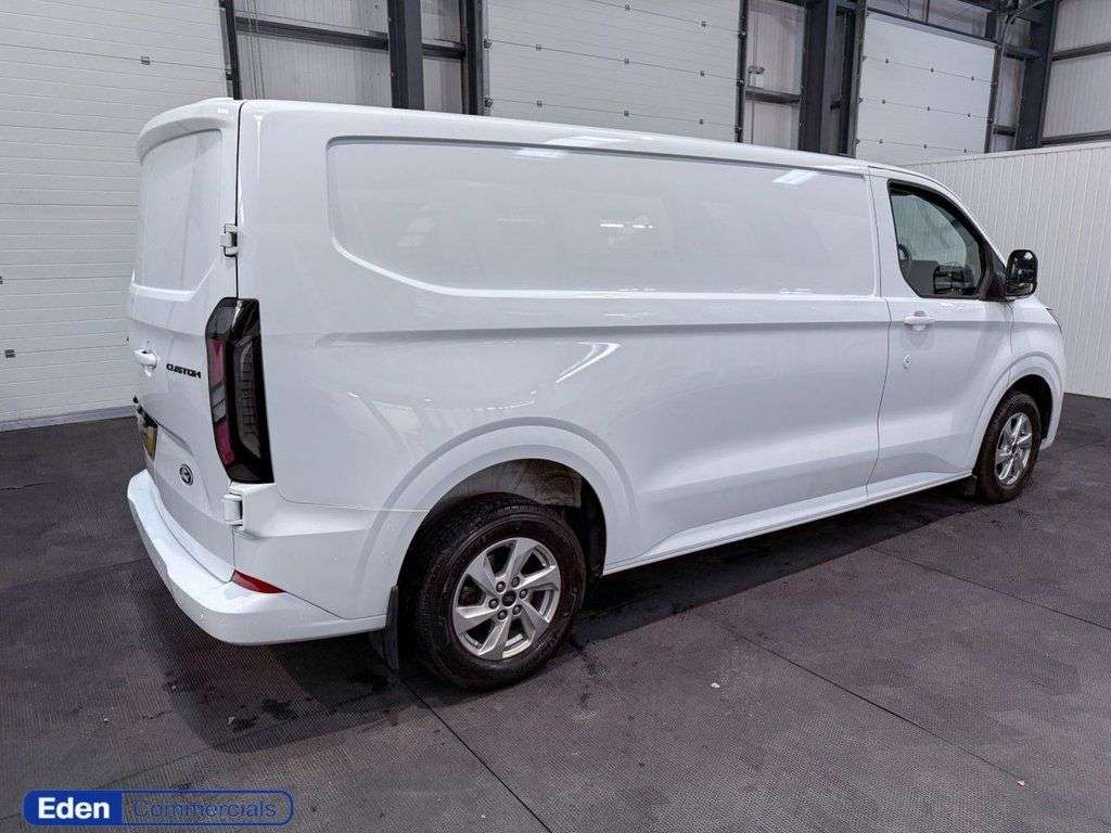 A 2025 FORD TRANSIT CUSTOM 2.0 320 EcoBlue Limited Panel Van Diesel Manual L2 H1 Euro 6 LWB (136 ps) L A 2025 FORD TRANSIT CUSTOM 2.0 320 EcoBlue Limited Panel Van Diesel Manual L2 H1 Euro 6 LWB (136 ps) L