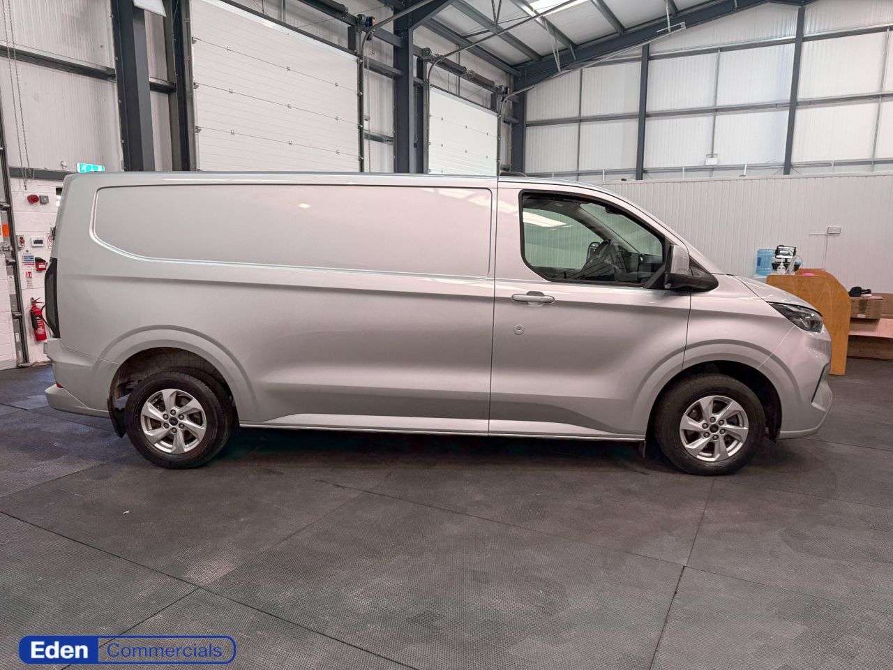 A 2024 FORD TRANSIT CUSTOM 2.0 300 EcoBlue Limited Panel Van L2 H1 Euro 6 (s/s) (136 ps) FORD WARRANTY A 2024 FORD TRANSIT CUSTOM 2.0 300 EcoBlue Limited Panel Van L2 H1 Euro 6 (s/s) (136 ps) FORD WARRANTY