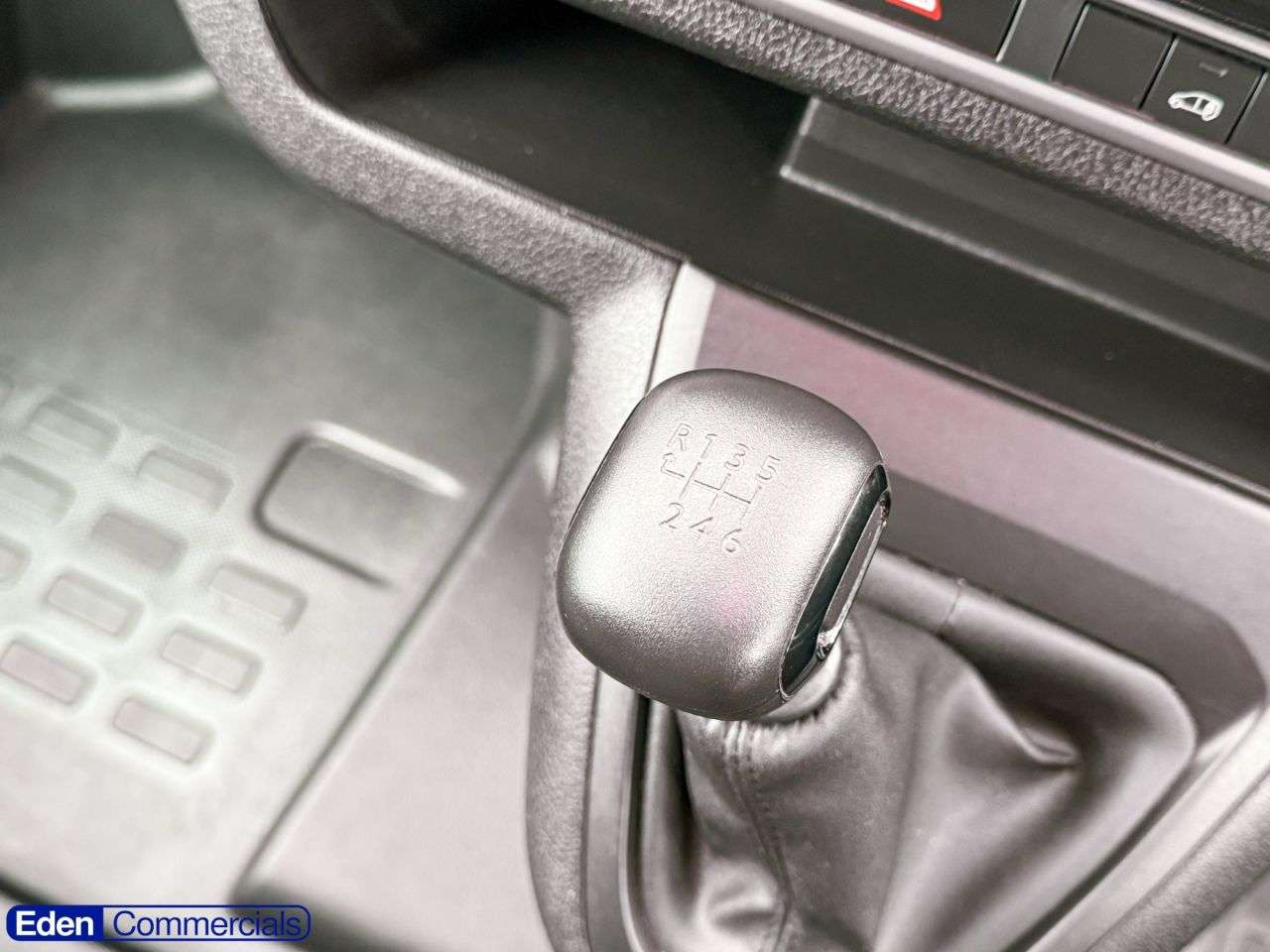 2024 VAUXHALL VIVARO 2024 VAUXHALL VIVARO