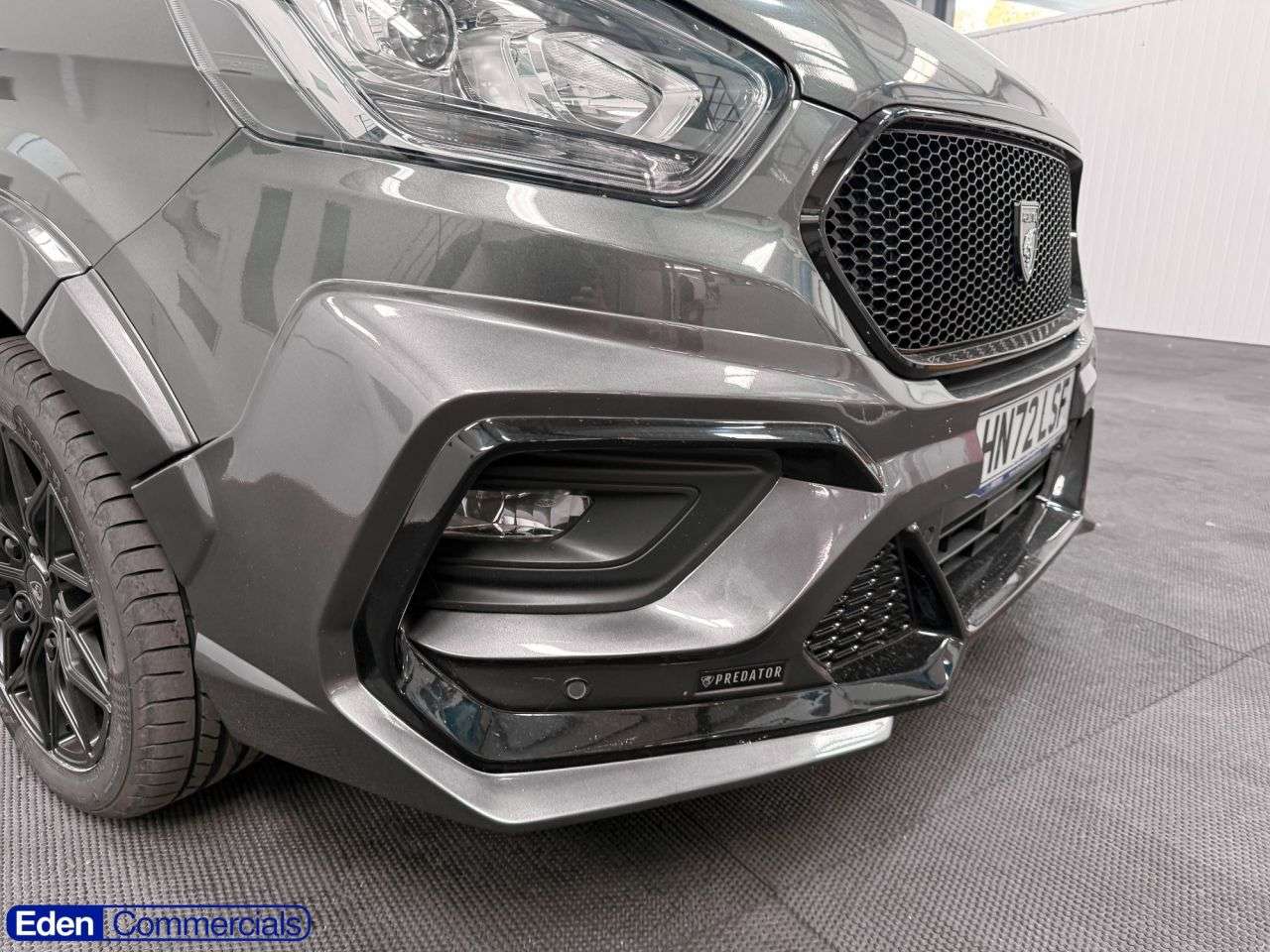 A 2022 FORD TRANSIT CUSTOM 2.0 320 EcoBlue Limited Crew Van Auto L1 H1 Euro 6 (170 ps) AUTO 170 BHP + A 2022 FORD TRANSIT CUSTOM 2.0 320 EcoBlue Limited Crew Van Auto L1 H1 Euro 6 (170 ps) AUTO 170 BHP +