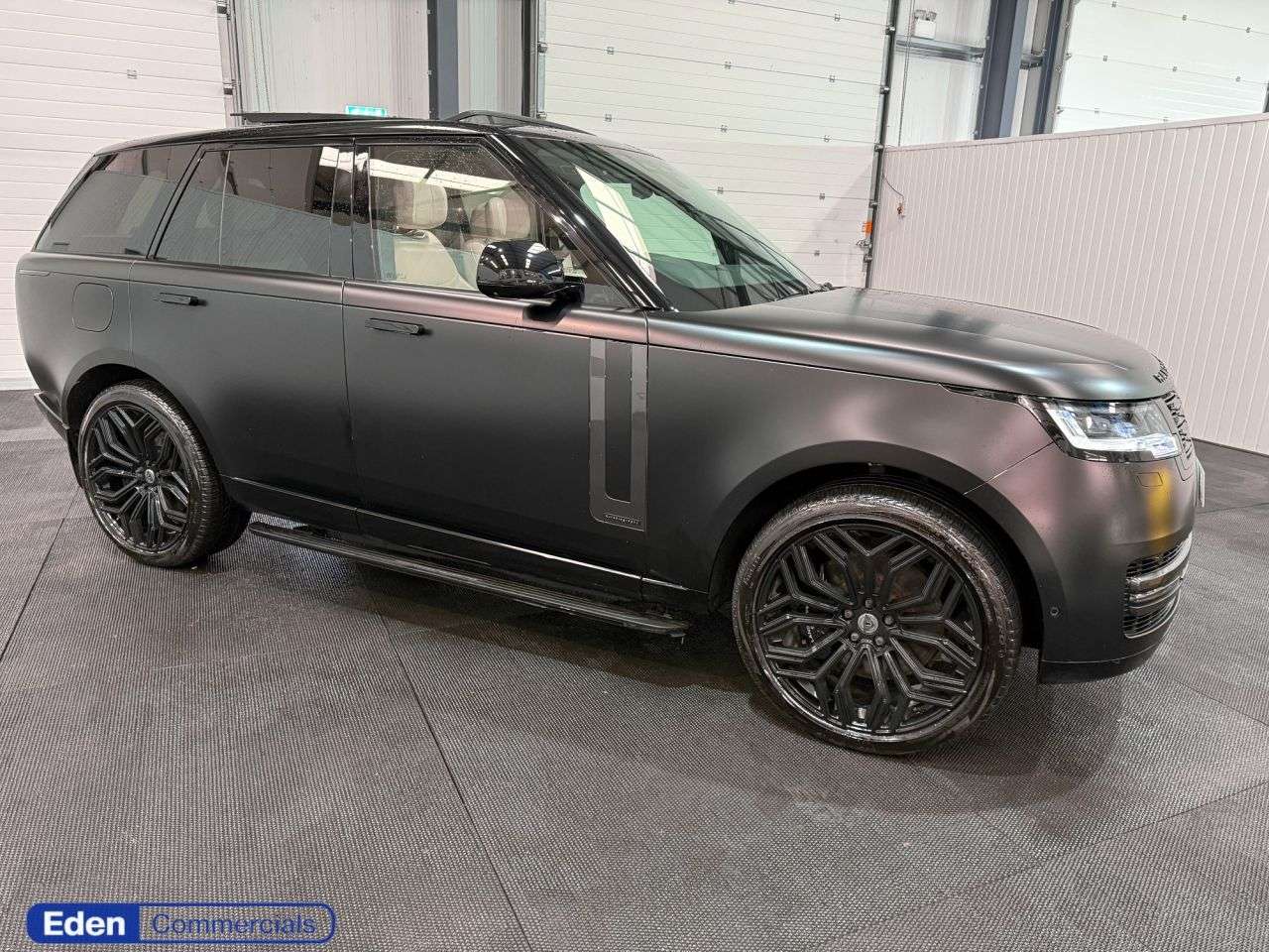 A 2024 LAND ROVER RANGE ROVER 3.0 P550e 38.2kWh Autobiography SUV 5dr Petrol Plug-in Hybrid Auto 4WD Euro A 2024 LAND ROVER RANGE ROVER 3.0 P550e 38.2kWh Autobiography SUV 5dr Petrol Plug-in Hybrid Auto 4WD Euro