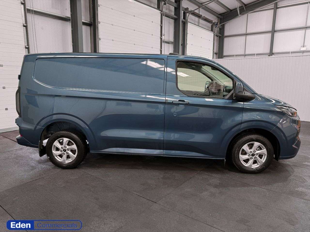 A 2024 FORD TRANSIT CUSTOM 2.0 300 EcoBlue Limited Panel Van 5dr Diesel Auto L1 H1 Euro 6 (s/s) (136 p A 2024 FORD TRANSIT CUSTOM 2.0 300 EcoBlue Limited Panel Van 5dr Diesel Auto L1 H1 Euro 6 (s/s) (136 p