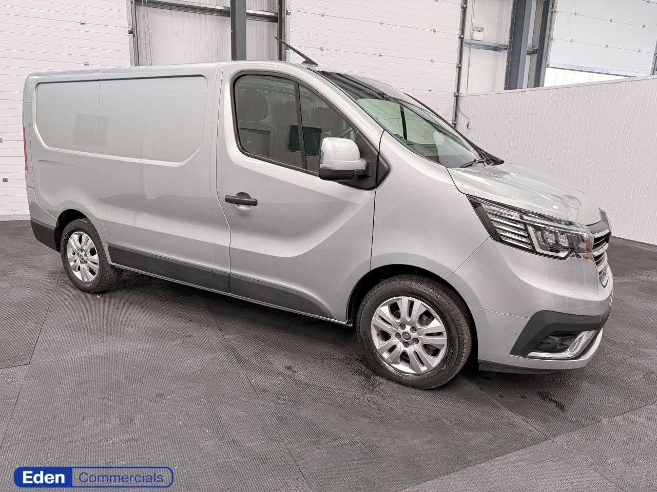 A 2022 RENAULT TRAFIC 2.0 dCi Blue SL28 Sport Panel Van 5dr Diesel Manual L1 H1 Euro 6 (s/s) (130 A 2022 RENAULT TRAFIC 2.0 dCi Blue SL28 Sport Panel Van 5dr Diesel Manual L1 H1 Euro 6 (s/s) (130
