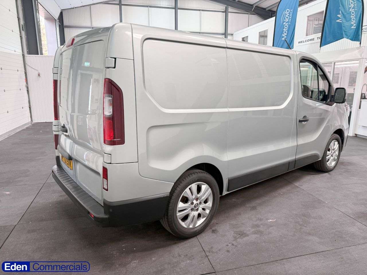 2022 RENAULT TRAFIC 2022 RENAULT TRAFIC