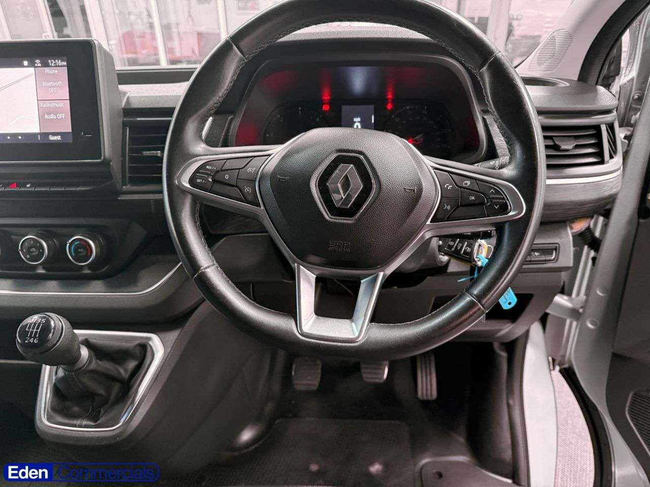 2022 RENAULT TRAFIC 2022 RENAULT TRAFIC
