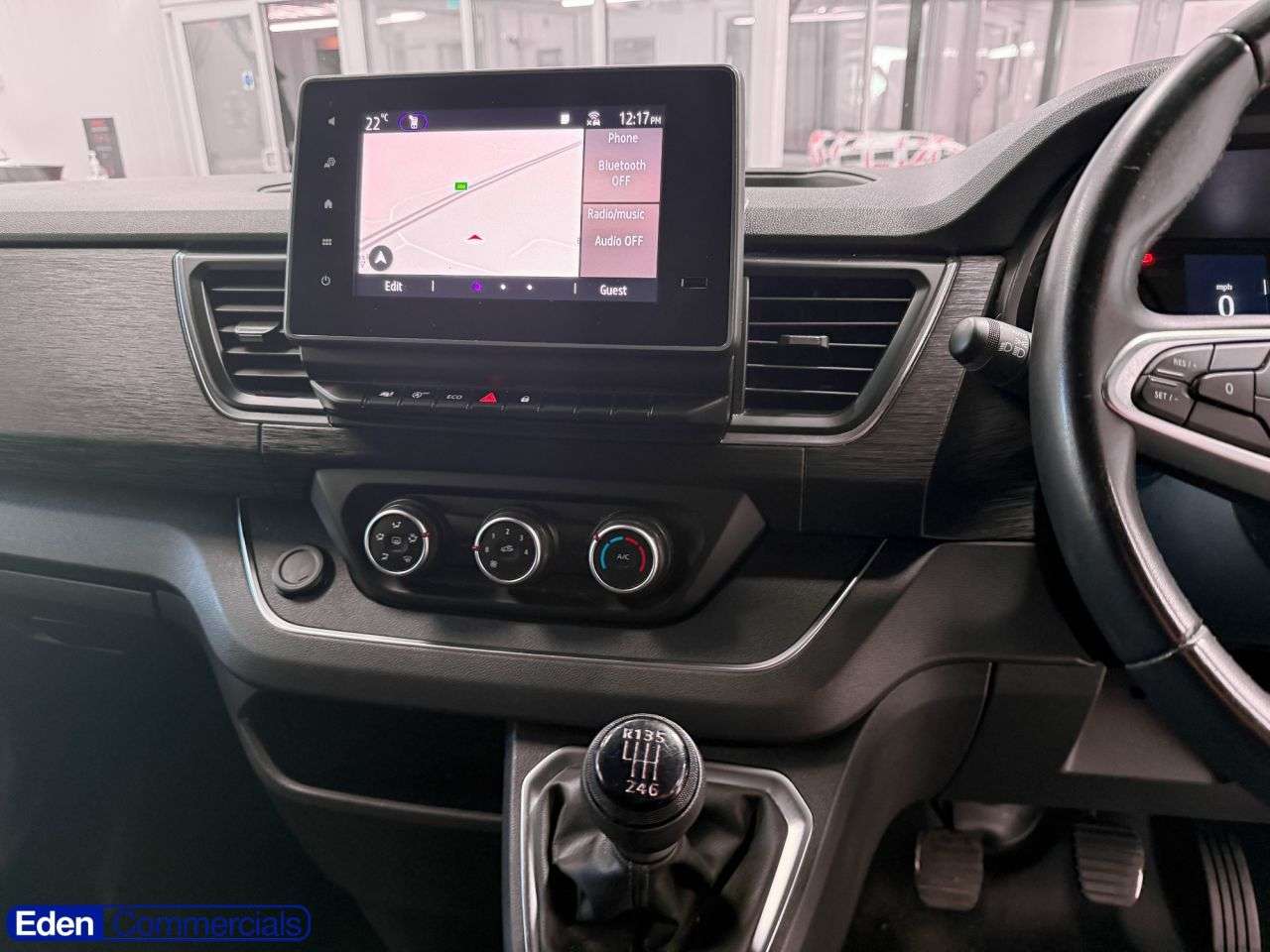 2022 RENAULT TRAFIC 2022 RENAULT TRAFIC