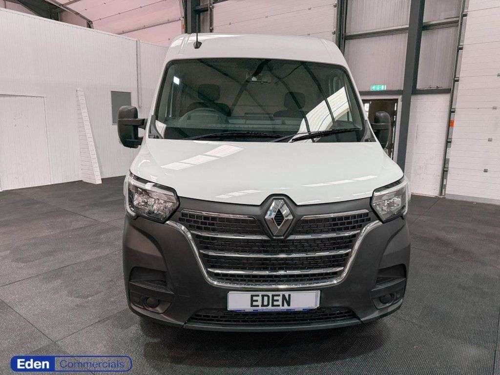 A 2026 RENAULT TRUCKS MASTER 2.3L 144 BHP L2 H2 AIR CON + REVERSE CAM A 2026 RENAULT TRUCKS MASTER 2.3L 144 BHP L2 H2 AIR CON + REVERSE CAM