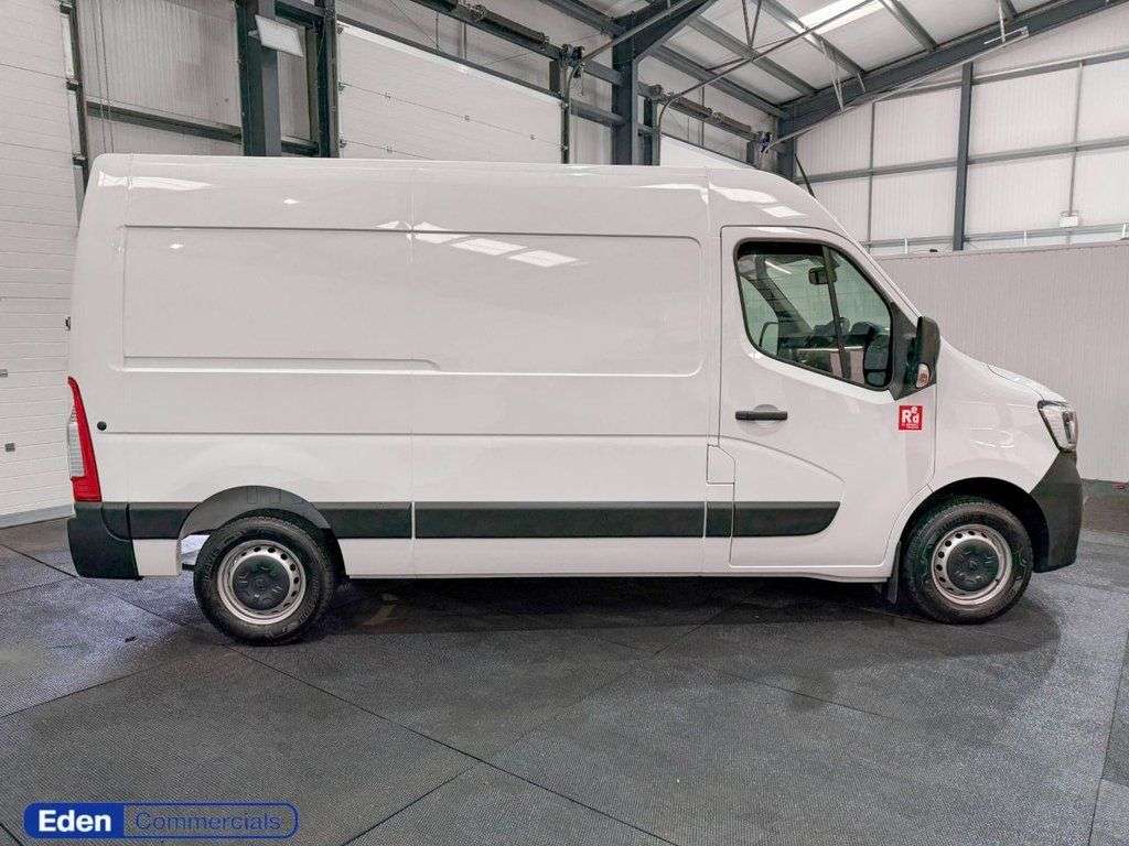 A 2026 RENAULT TRUCKS MASTER 2.3L 144 BHP L2 H2 AIR CON + REVERSE CAM A 2026 RENAULT TRUCKS MASTER 2.3L 144 BHP L2 H2 AIR CON + REVERSE CAM