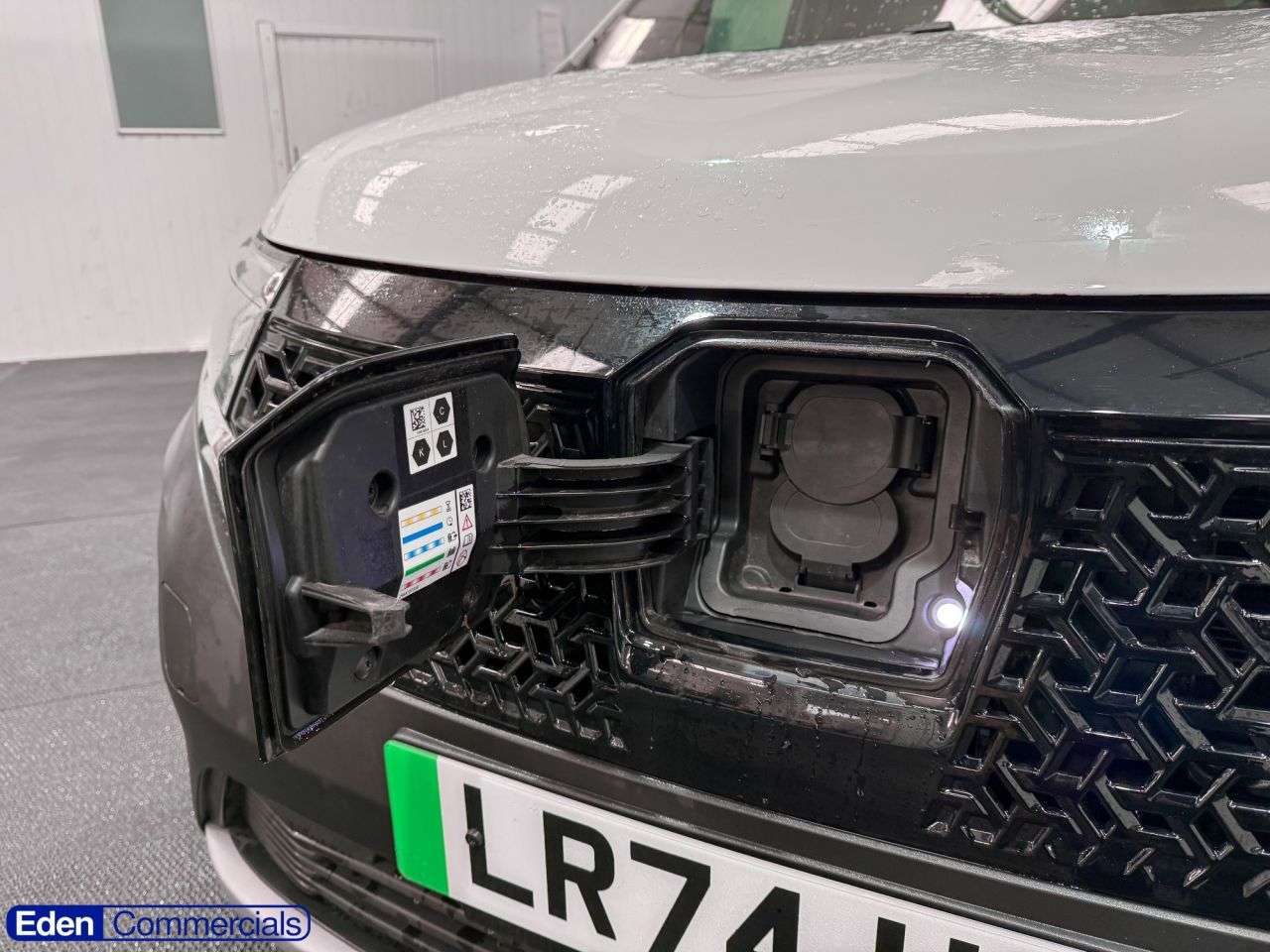 A 2024 NISSAN TOWNSTAR 45kWh Acenta Panel Van 6dr Electric Auto L1 (122 ps) A 2024 NISSAN TOWNSTAR 45kWh Acenta Panel Van 6dr Electric Auto L1 (122 ps)