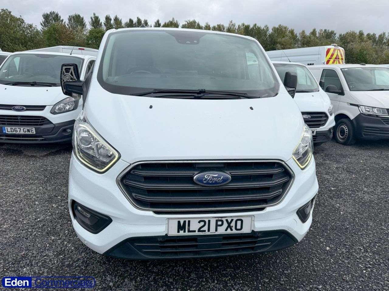 A 2021 FORD TRANSIT CUSTOM 2.0 280 EcoBlue Limited L1 H1 Euro 6 (s/s) (130 ps) AIR CON + HEATED SEATS A 2021 FORD TRANSIT CUSTOM 2.0 280 EcoBlue Limited L1 H1 Euro 6 (s/s) (130 ps) AIR CON + HEATED SEATS