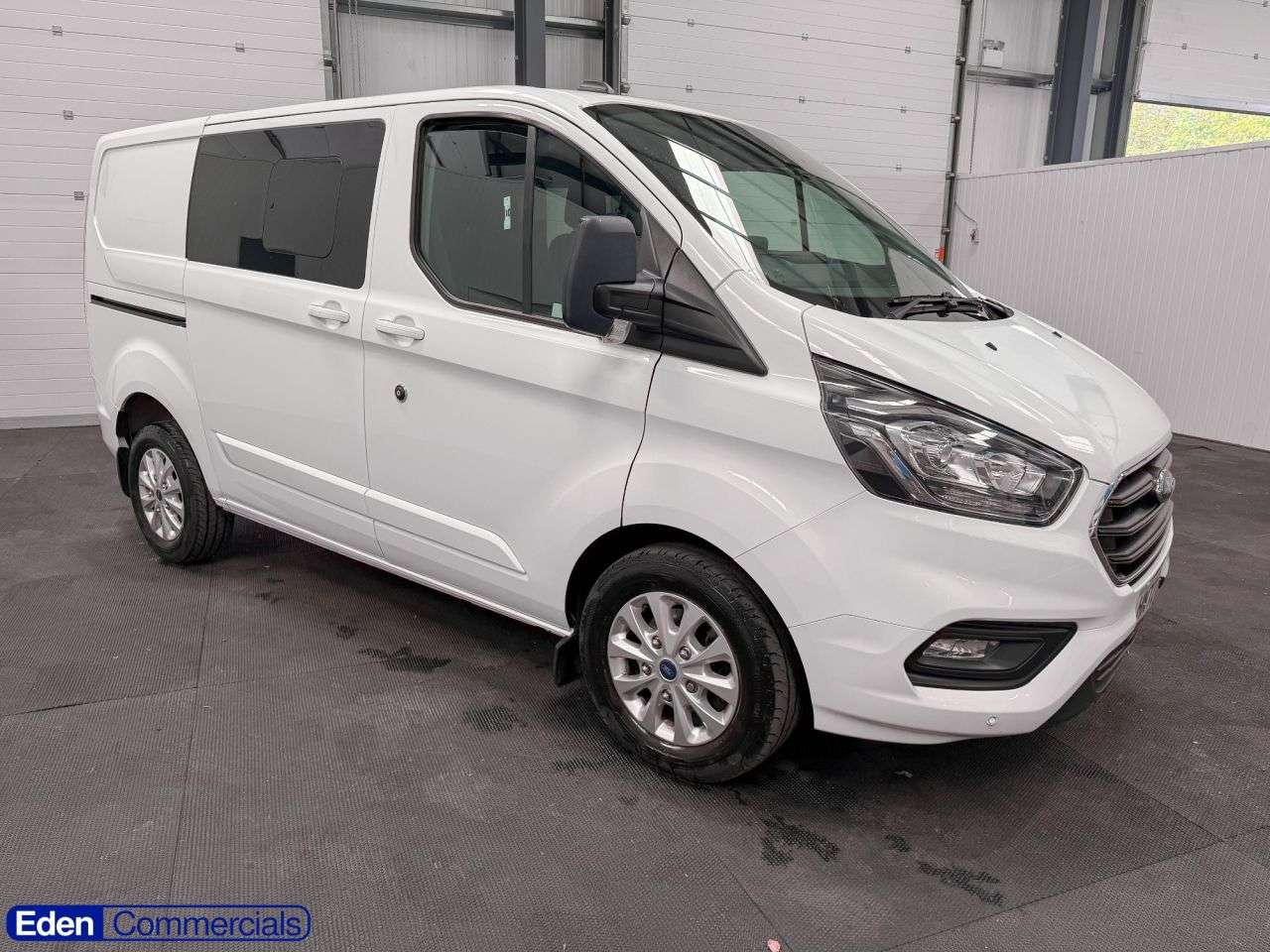 A 2022 FORD TRANSIT CUSTOM 2.0 320 EcoBlue Limited Crew Van Double Cab Auto L1 H1 Euro 6 (170 ps) A 2022 FORD TRANSIT CUSTOM 2.0 320 EcoBlue Limited Crew Van Double Cab Auto L1 H1 Euro 6 (170 ps)