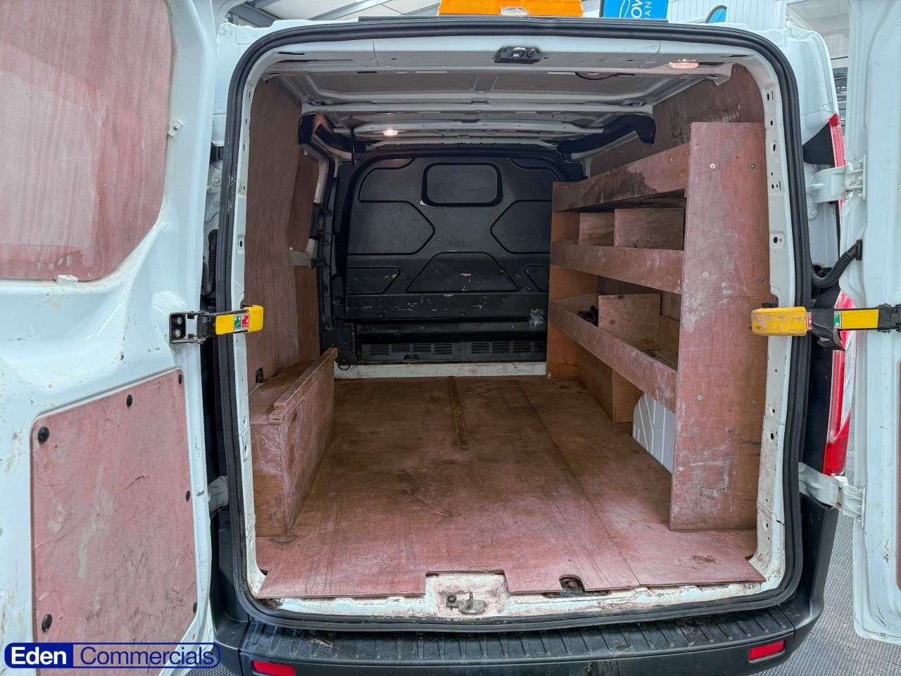 A 2020 FORD TRANSIT CUSTOM 2.0 300 EcoBlue Leader L1 H1 Euro 6 (s/s) (105 ps) RAC APPROVED+FULL SERVIC A 2020 FORD TRANSIT CUSTOM 2.0 300 EcoBlue Leader L1 H1 Euro 6 (s/s) (105 ps) RAC APPROVED+FULL SERVIC
