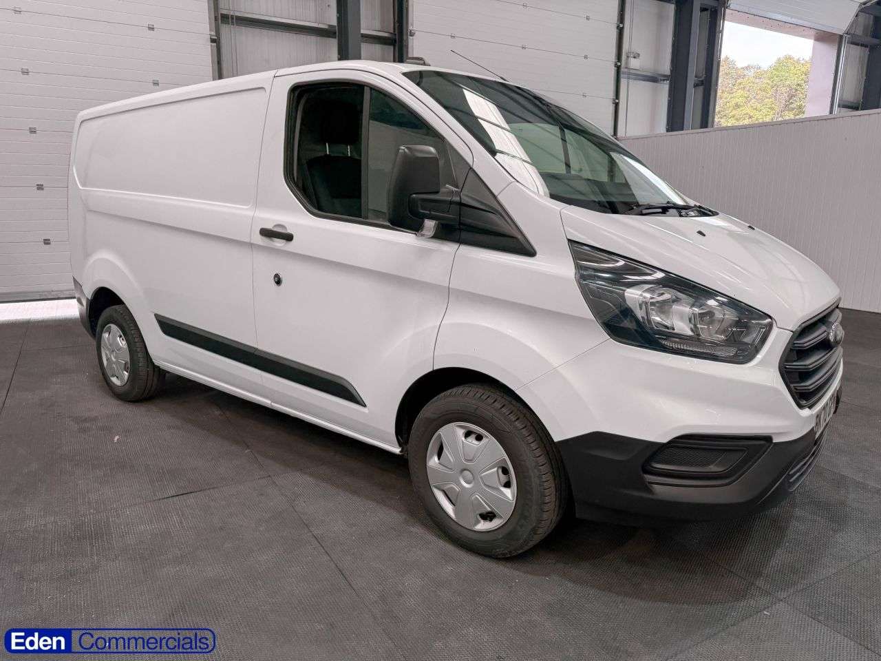 A 2020 FORD TRANSIT CUSTOM 2.0 300 EcoBlue Leader L1 H1 Euro 6 (s/s) (105 ps) RAC APPROVED+FULL SERVIC A 2020 FORD TRANSIT CUSTOM 2.0 300 EcoBlue Leader L1 H1 Euro 6 (s/s) (105 ps) RAC APPROVED+FULL SERVIC